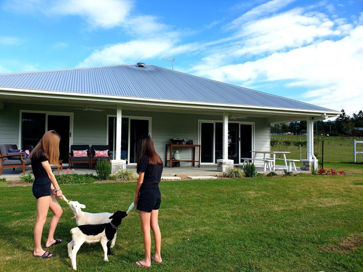 Fig Tree Farm B&B Highvale-Farmstay Near Brisbane! Exterior photo